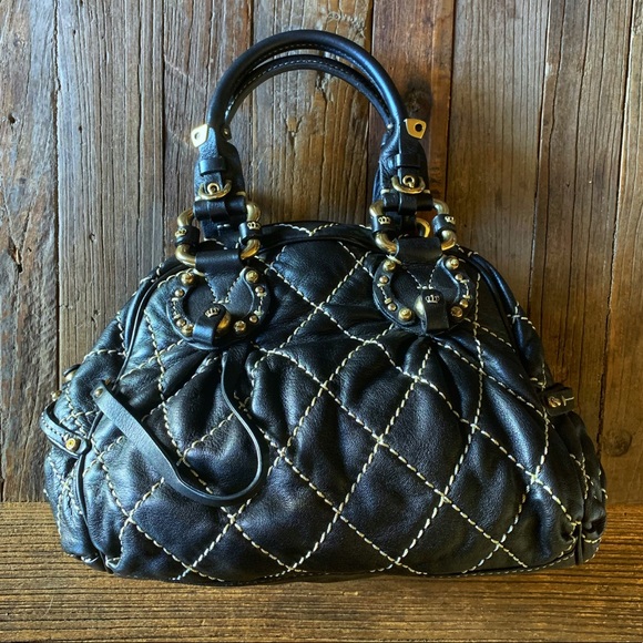 Juicy Couture Handbags - JUICY COUTURE BLACK QUILTED STITCHED HANDBAG